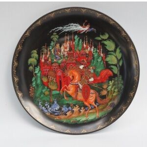 Hand Painted Russian Legends collector plates Vinogradoff Porcelain 1988